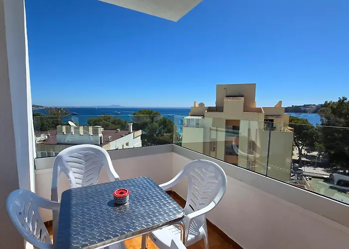 Marina Palmanova Apartamentos